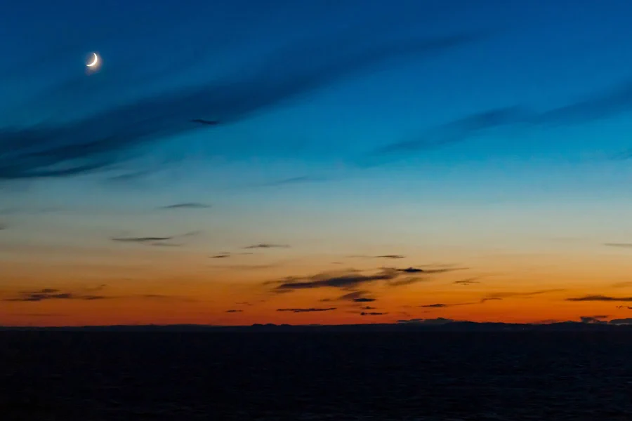 Mond auf See Mein Schiff 1 Städtereise 2019 - Mond