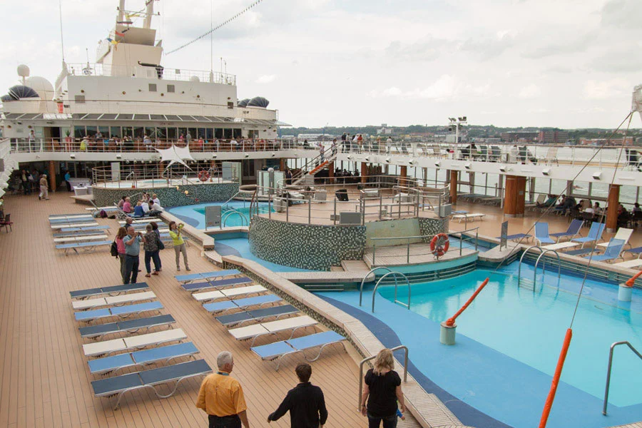 An Deck von Mein Schiff 1 Mein Schiff 1 - Kiel-Estland-Schweden