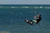 kite-surfer-3